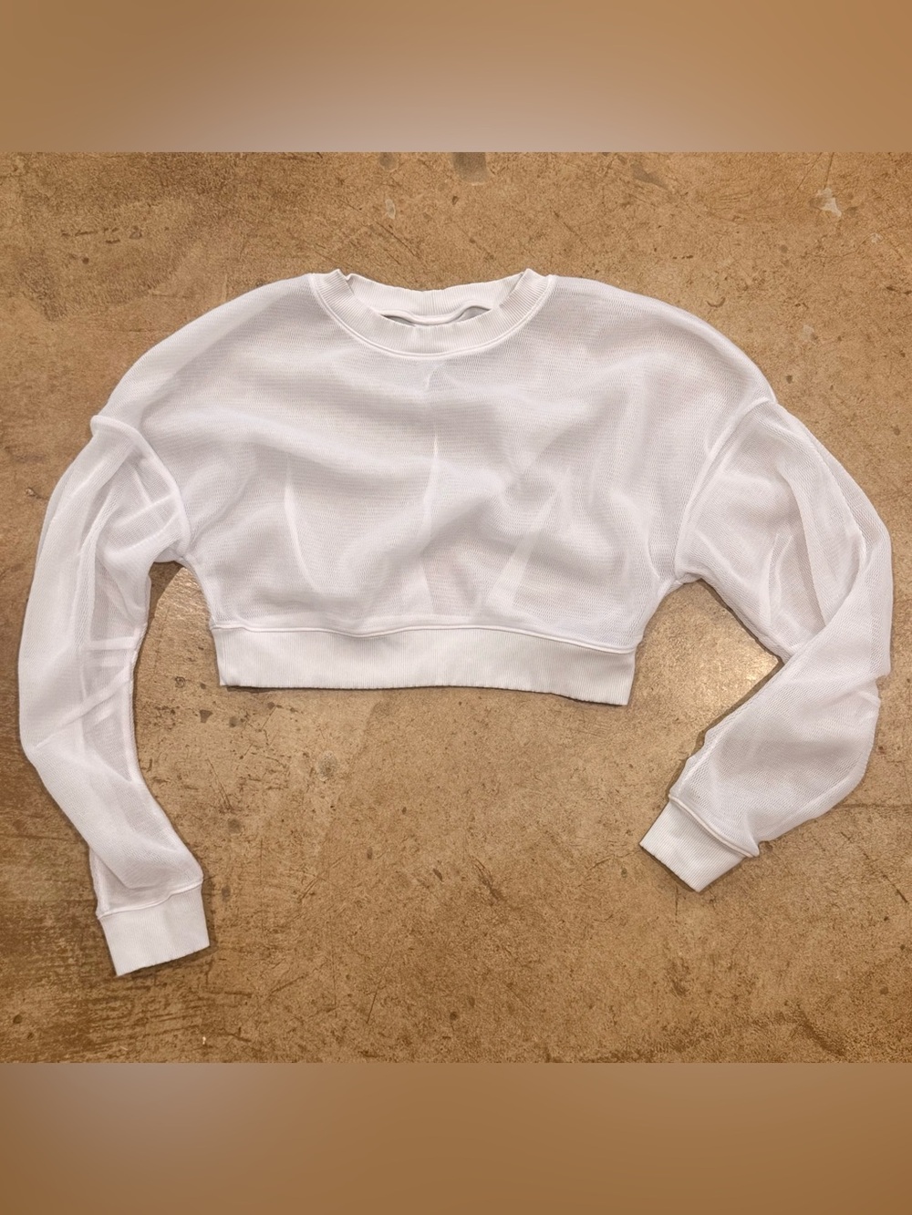 Alo Yoga Row Mesh Cropped Pullover small white